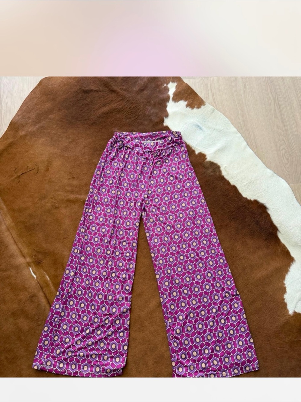 Magenta wide leg satin like trousers size S (handmade in Italy)
